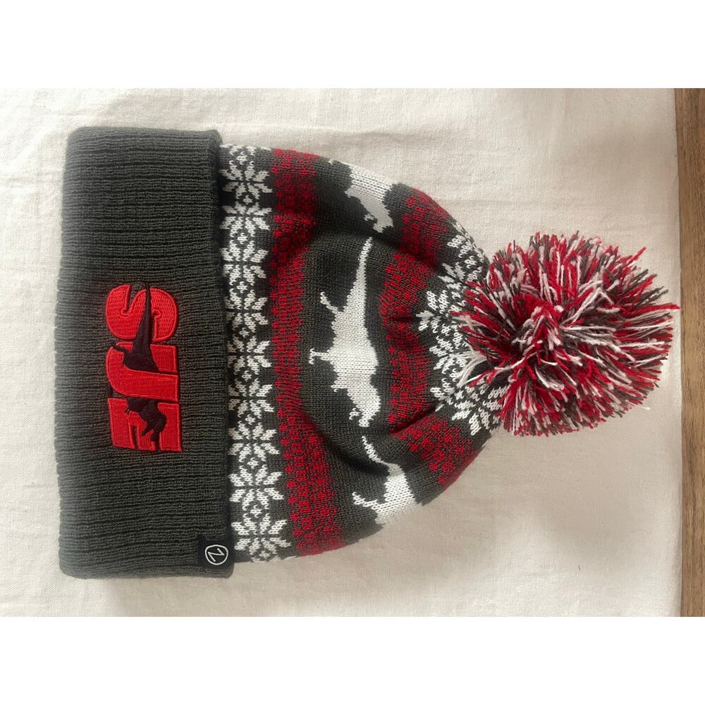 Field Museum SUE T-Rex Beanie Hat Zephyr Fair Isle Pom Pom Knit Dinosaur Cap - Picture 8 of 8